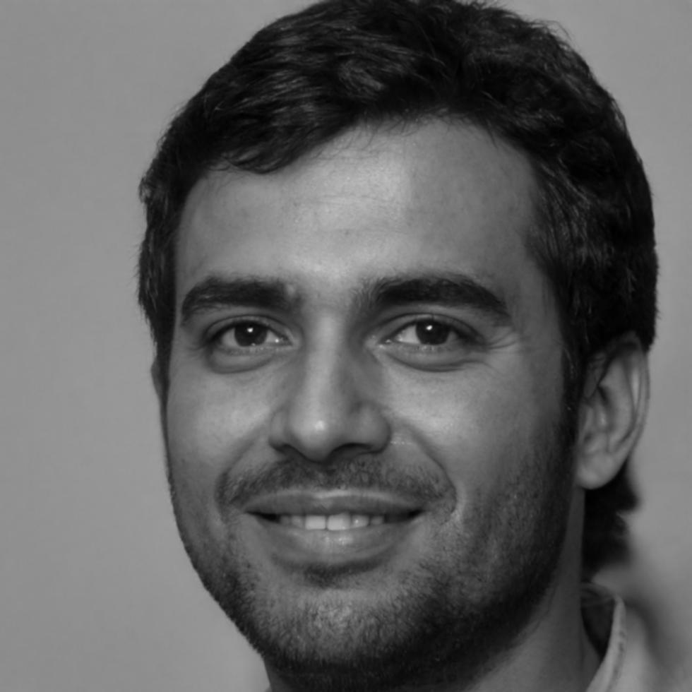 Instructor portrait, male, quantitative analyst